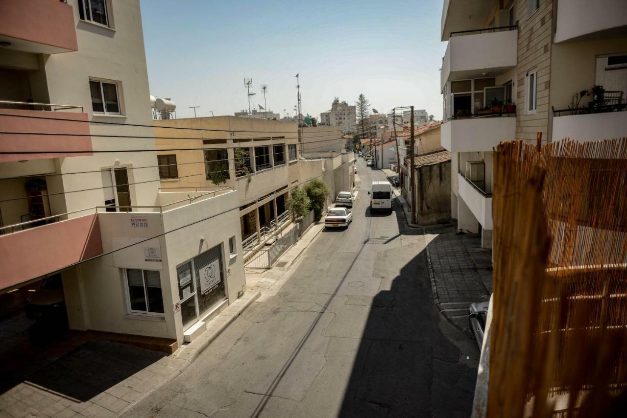Katka Hostel Larnaca Esterno foto